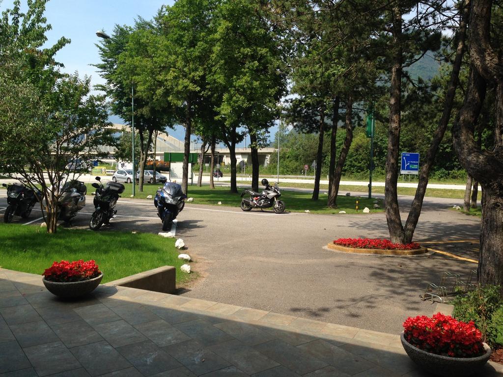 Hotel Carnia Venzone Exterior photo