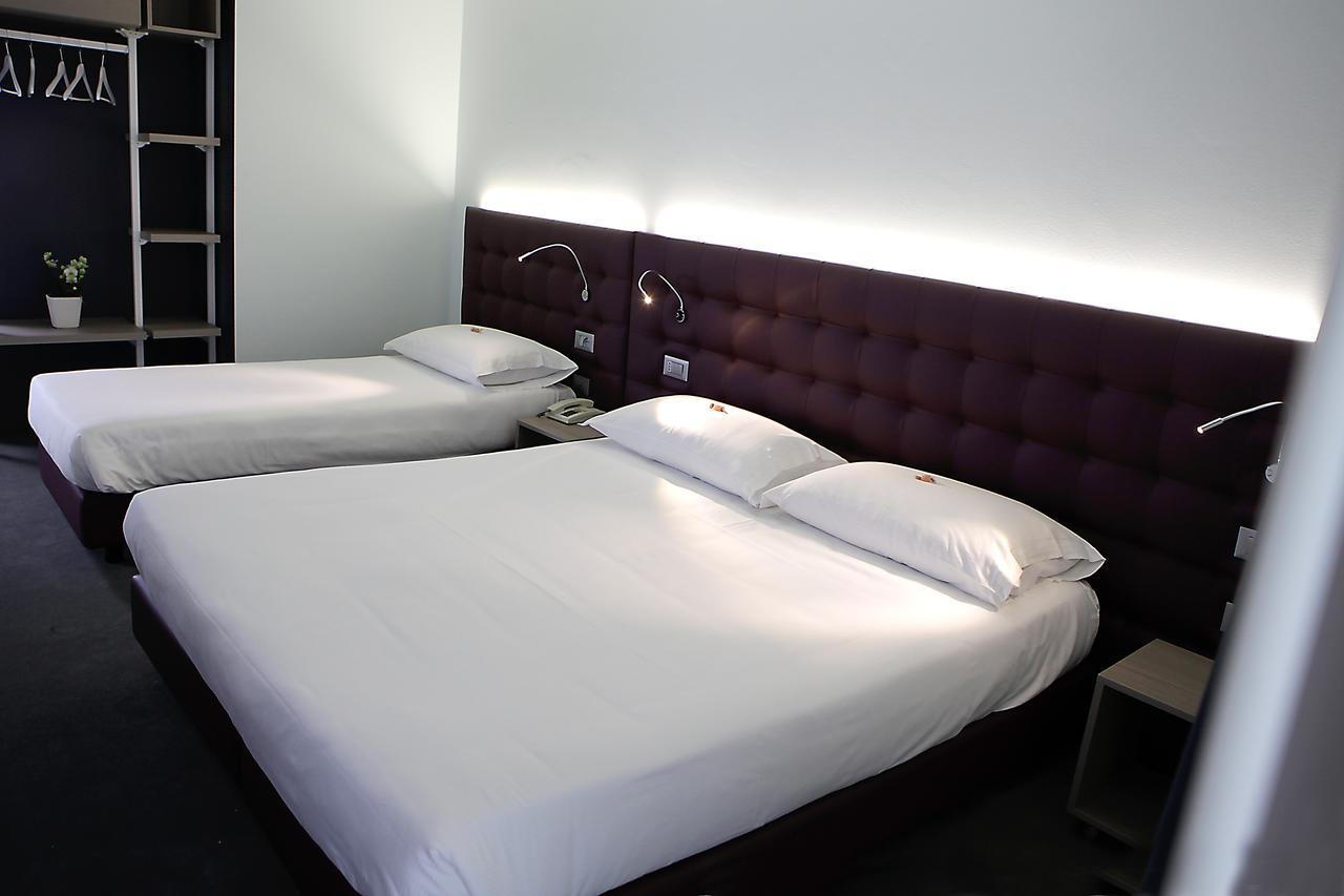 Hotel Carnia Venzone Exterior photo